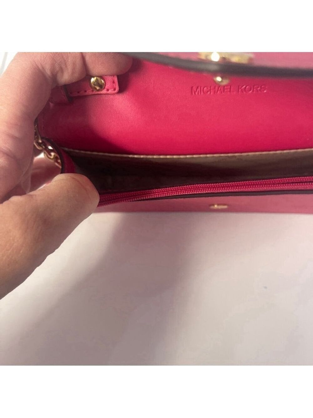 Michael Kors Saffiano Leather Envelope Crossbody & Matching Wallet Electric Pink - Picture 10 of 13